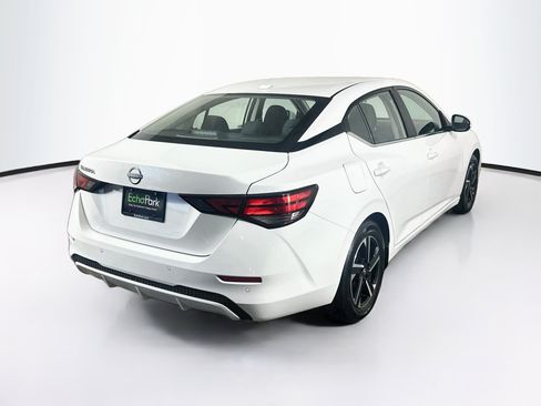 Used 2025 Nissan Sentra SV FWD image 9