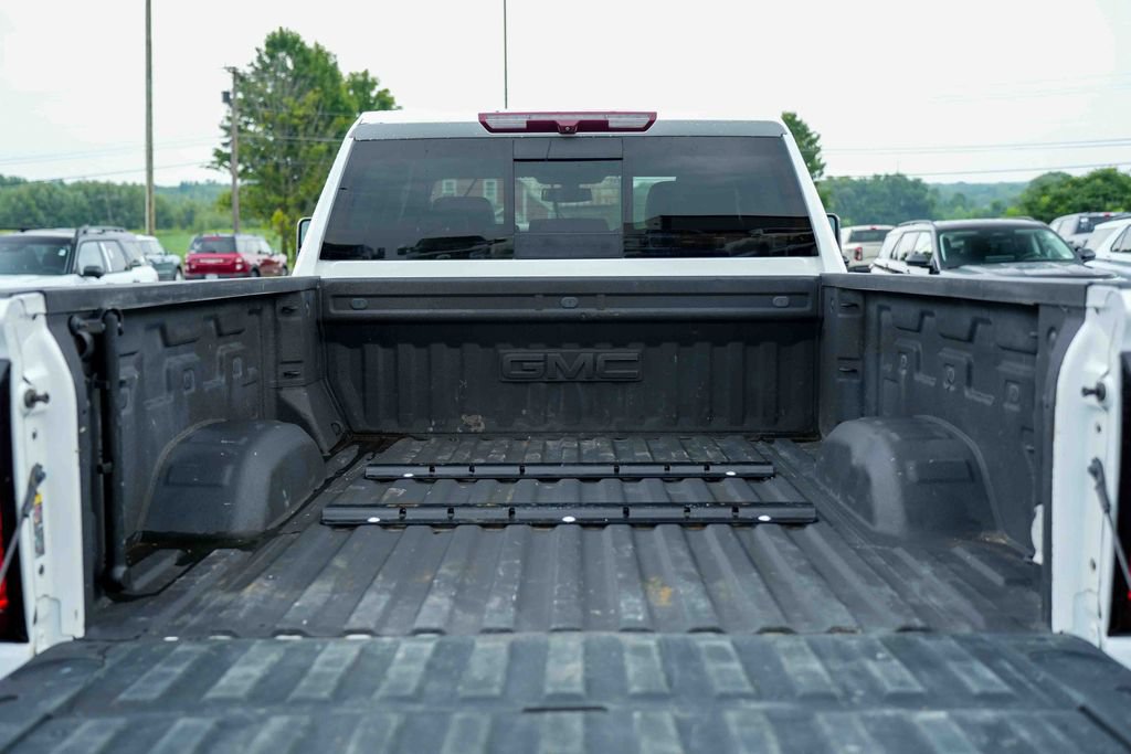 Used 2022 GMC Sierra 2500 SLT w/ SLT Convenience Package AWD/4WD image 13