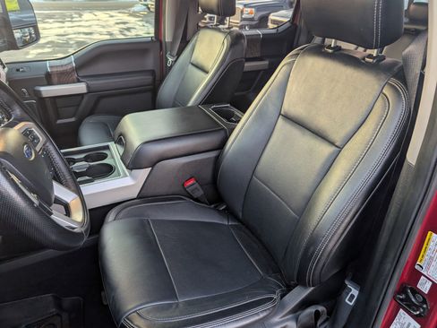 Used 2019 Ford F250 Lariat w/ Lariat Ultimate Package image 13