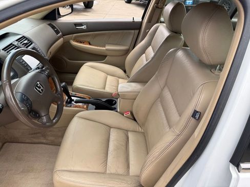 Used 2005 Honda Accord EX-L image 12