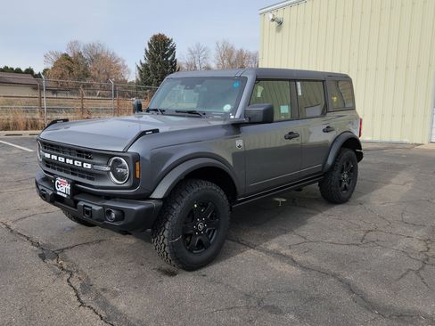 New 2025 Ford Bronco Big Bend w/ Black Diamond Package image 2