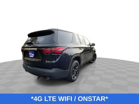 Used 2022 Chevrolet Traverse LS image 9