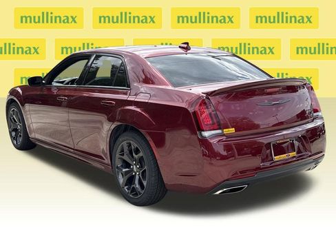 Used 2020 Chrysler 300 S w/ Safetytec Plus Group image 9