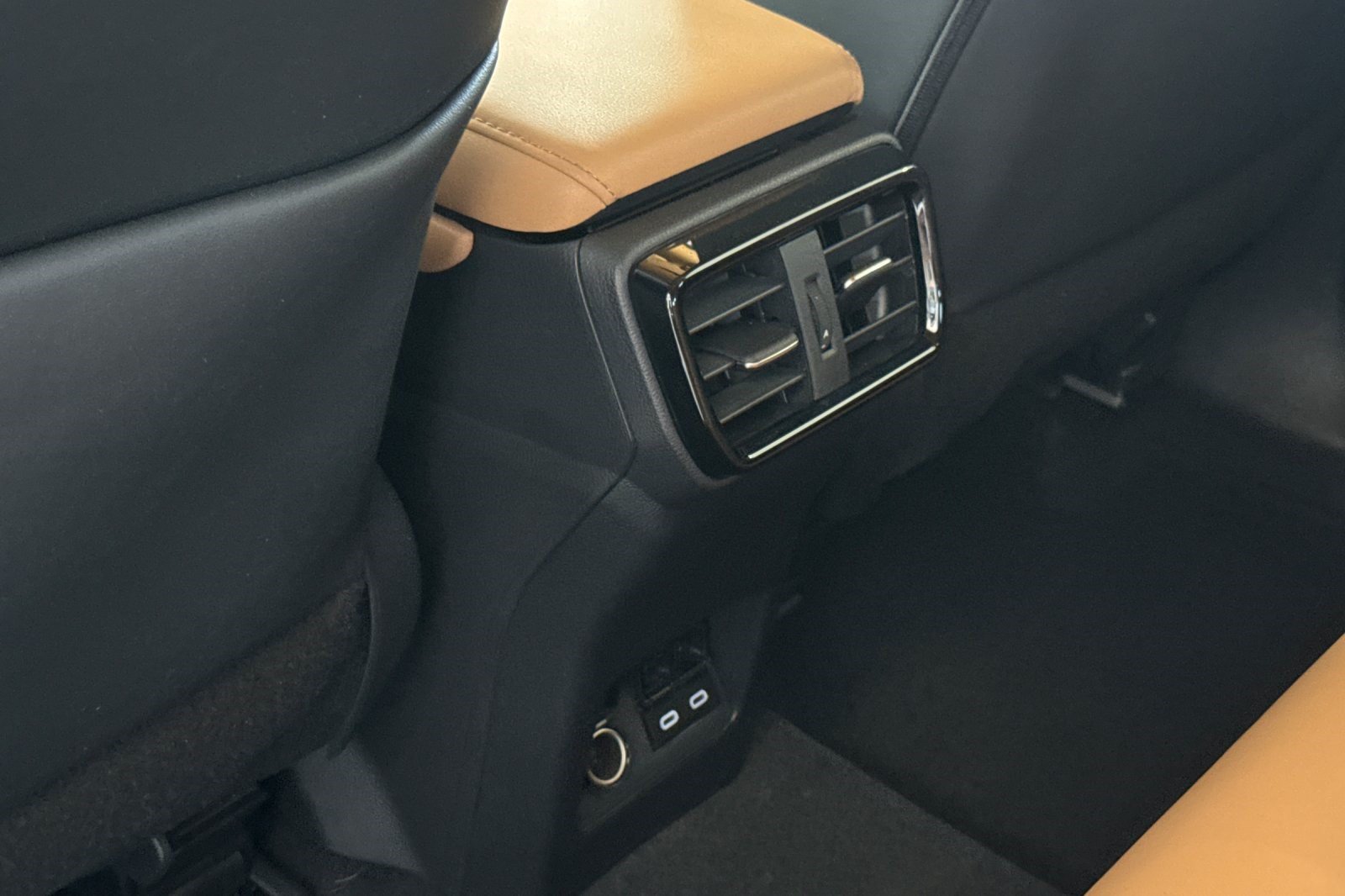 Certified 2026 Lexus NX 350 AWD w/ Accessory Package (K3) image 16