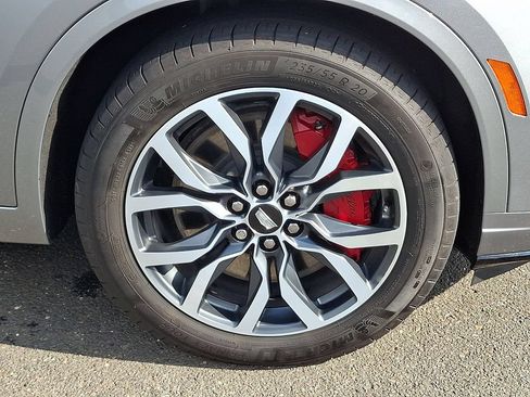 Used 2024 Cadillac XT6 Sport AWD/4WD image 8