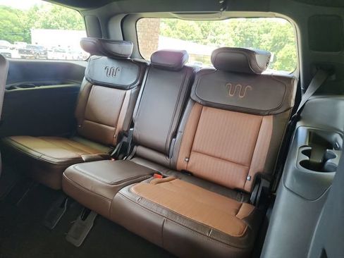 Used 2025 Ford Expedition King Ranch AWD/4WD image 20