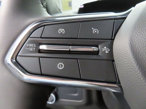 Used 2025 Chevrolet Suburban Premier image 59