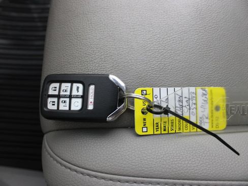 Used 2020 Honda Odyssey EX-L image 7