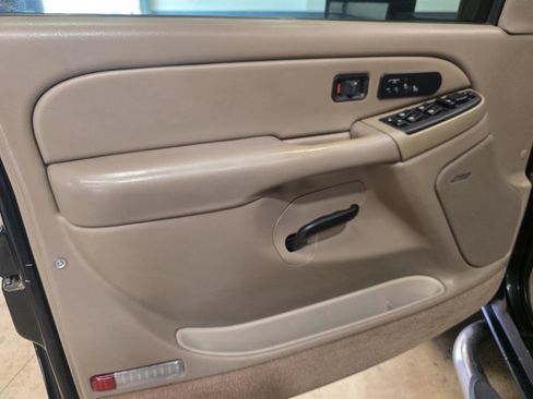 Used 2005 Chevrolet Silverado 3500 LT w/ Heavy-Duty Power Package AWD/4WD image 14