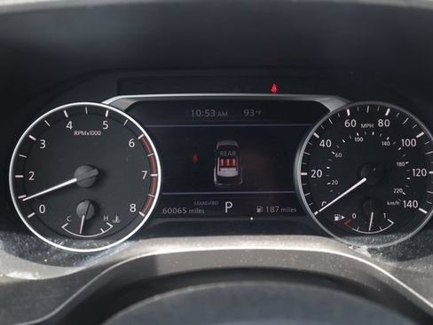 Used 2023 Nissan Rogue S FWD image 18