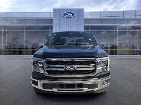 Used 2025 Ford F150 Lariat w/ Equipment Group 502A High AWD/4WD image 3