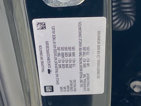 Used 2024 GMC Yukon SLT image 31