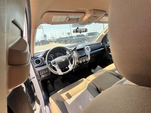 Used 2015 Toyota Tundra SR5 AWD/4WD image 11