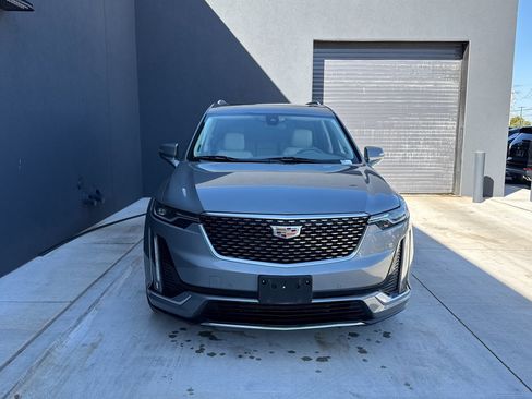 Used 2024 Cadillac XT6 Premium Luxury image 11