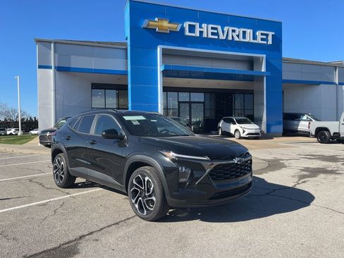 New 2026 Chevrolet Trax RS image 1