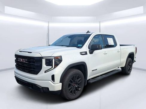 Used 2022 GMC Sierra 1500 Elevation w/ X31 Off-Road Package AWD/4WD image 7
