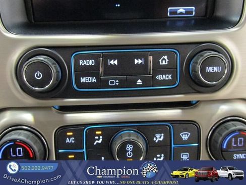 Used 2018 GMC Yukon XL Denali w/ Open Road Package AWD/4WD image 44