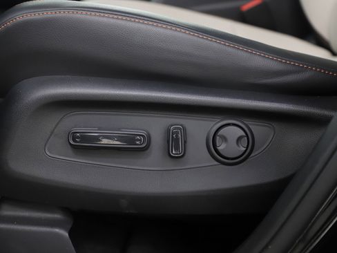 Used 2025 Honda CR-V Sport Touring image 31