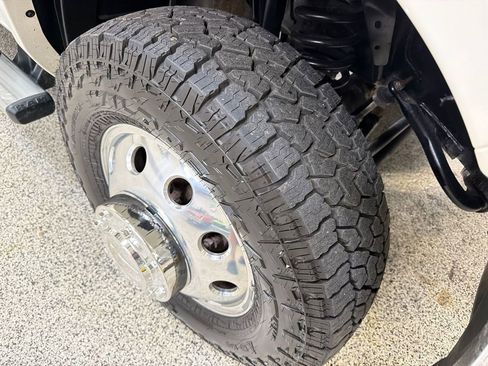 Used 2017 RAM 3500 Laramie Longhorn AWD/4WD image 50
