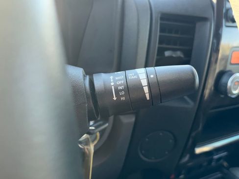 Used 2015 Nissan Titan SL w/ SL Max Utility Package image 16