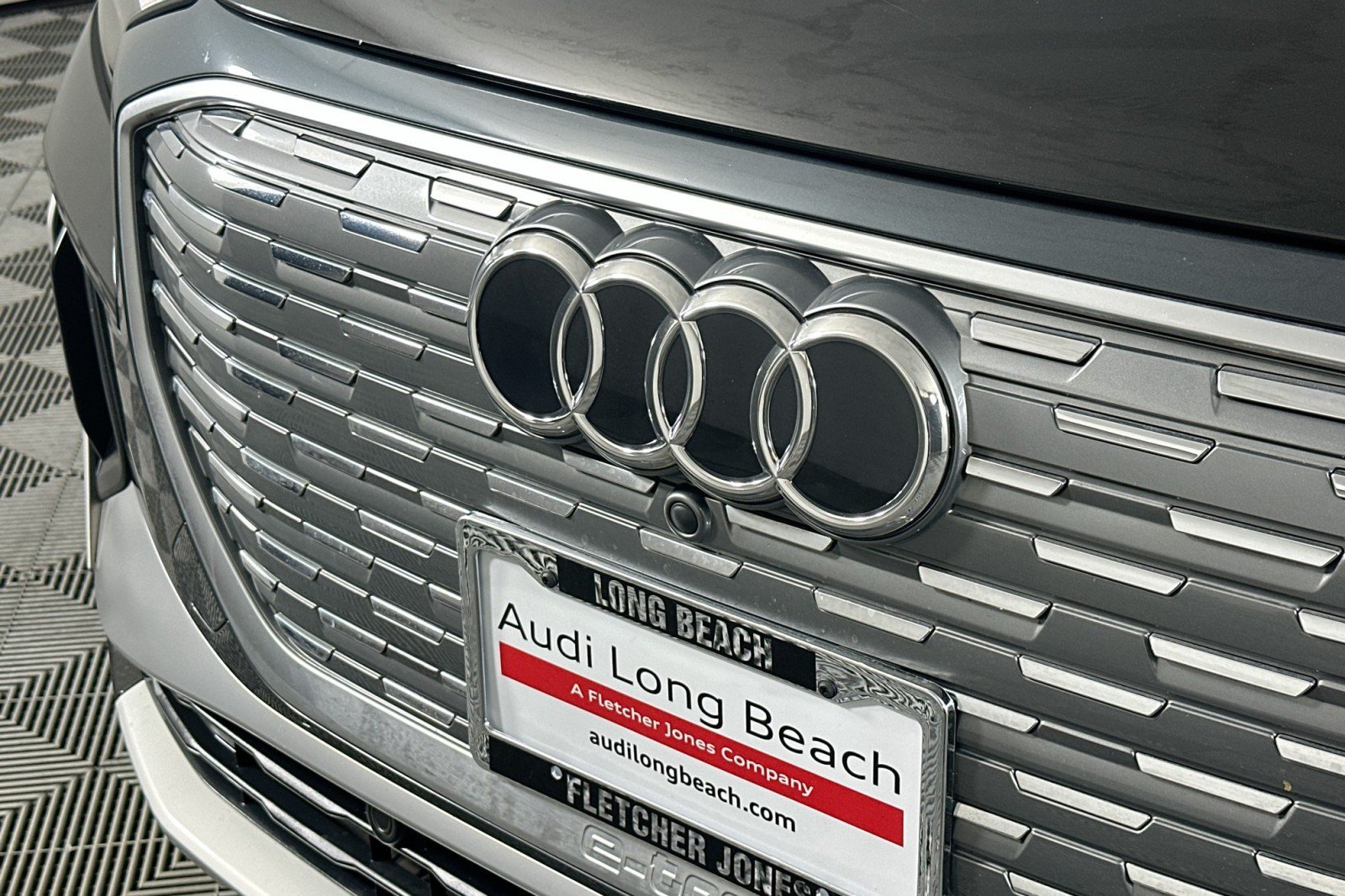 Used 2023 Audi Q4 e-tron Premium Plus w/ Premium Plus AWD/4WD image 14