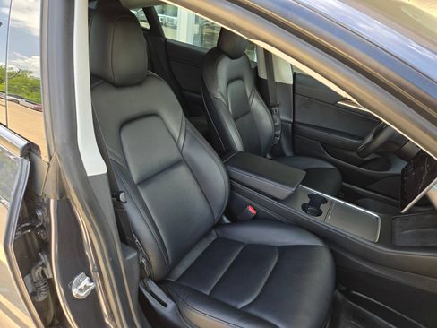 Used 2021 Tesla Model 3 Standard Range Plus RWD image 23