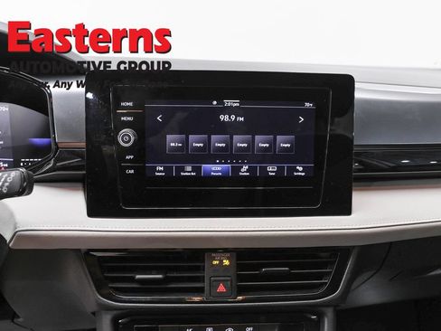 Used 2025 Volkswagen Taos S FWD image 11