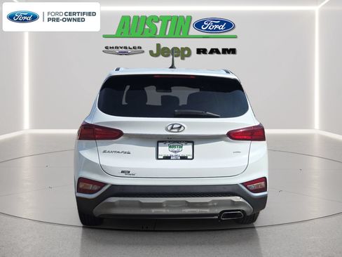 Used 2019 Hyundai Santa Fe SE AWD/4WD image 4