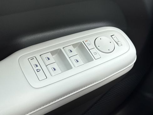New 2026 Hyundai Santa Fe SEL FWD image 17