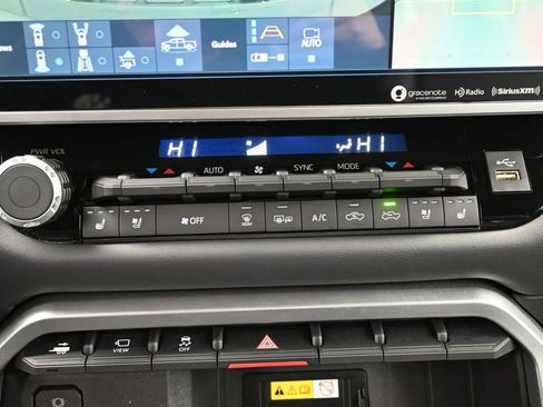 Used 2023 Toyota Tundra Platinum image 24