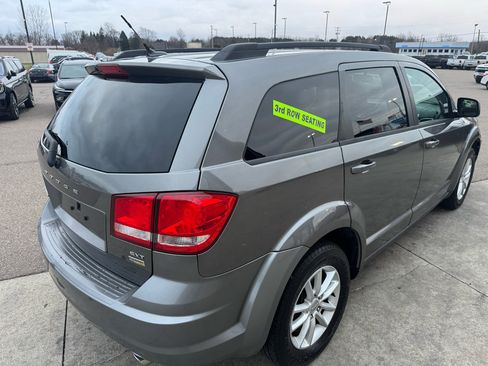 Used 2013 Dodge Journey SXT w/ Flexible Seating Group image 5