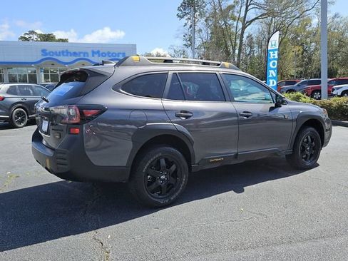 Used 2023 Subaru Outback Wilderness AWD/4WD image 5