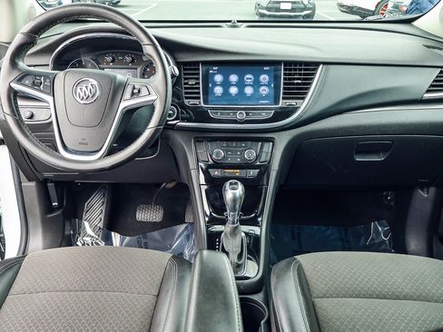 Used 2021 Buick Encore Preferred FWD image 6