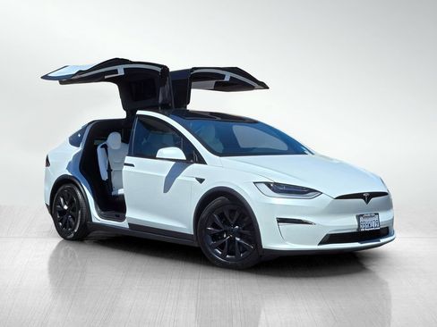 Used 2022 Tesla Model X AWD/4WD image 3