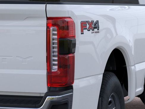 New 2026 Ford F250 XL w/ 360-Degree Camera Package AWD/4WD image 22