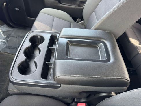 Used 2018 Chevrolet Silverado 1500 LT w/ All Star Edition image 32