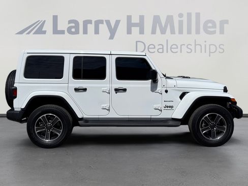 Certified 2023 Jeep Wrangler Unlimited Sahara AWD/4WD image 6