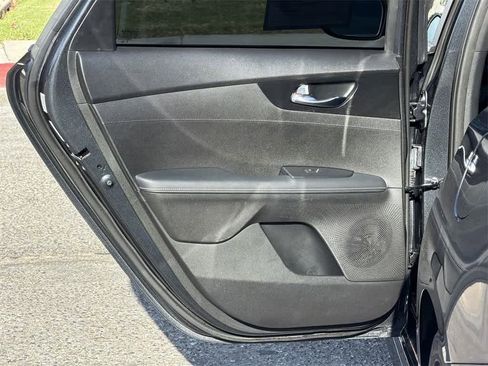 Used 2024 Kia Forte GT-Line w/ GT-Line Premium Package image 27