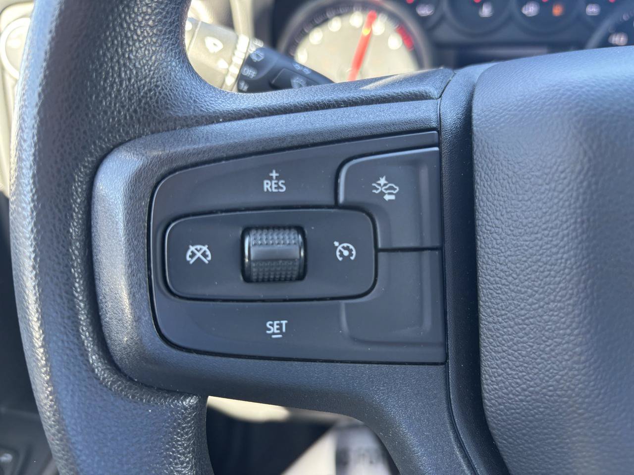 Used 2022 Chevrolet Silverado 1500 Custom w/ LPO, Dark Essentials Package AWD/4WD image 18