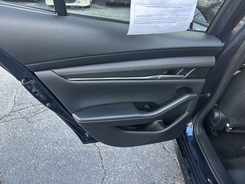 Used 2024 MAZDA MAZDA3 s image 26