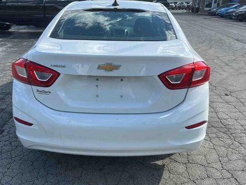 Used 2018 Chevrolet Cruze LS FWD image 7