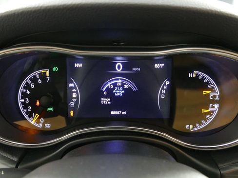 Used 2020 Jeep Grand Cherokee Limited AWD/4WD image 15
