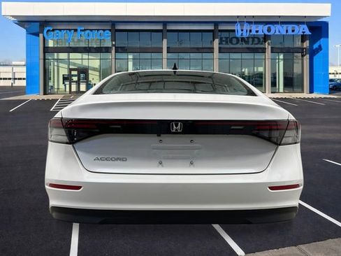 New 2026 Honda Accord SE image 4