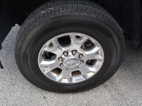 Used 2021 RAM 2500 Laramie AWD/4WD image 4