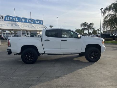 Used 2017 GMC Canyon 2WD Crew Cab w/ Convenience Package image 9