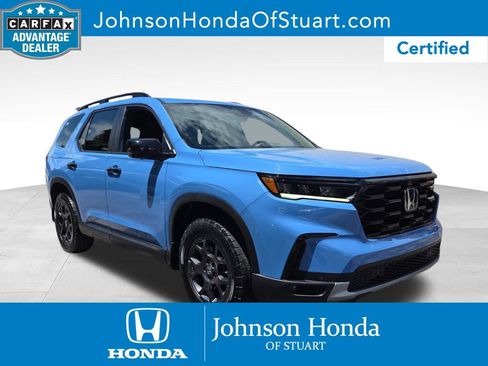 Used 2024 Honda Pilot TrailSport image 1