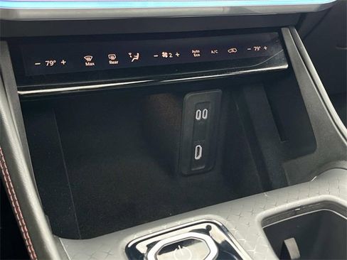 Used 2025 Jeep Wagoneer S Launch Edition image 24