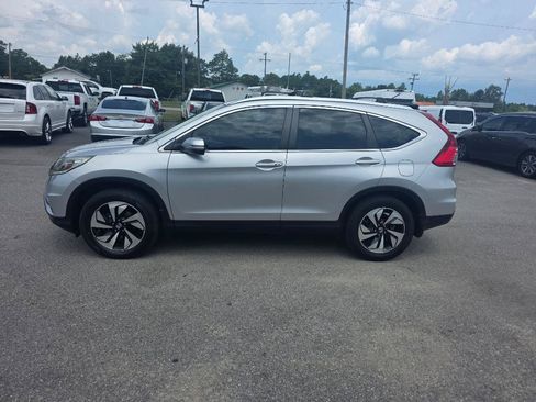Used 2016 Honda CR-V Touring image 2