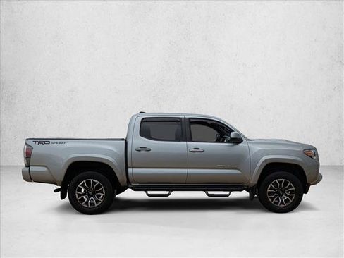 Certified 2022 Toyota Tacoma TRD Sport image 4