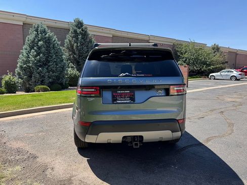 Used 2018 Land Rover Discovery HSE AWD/4WD image 7